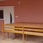 Gemuetliche Erdgeschosswohnung Ema Mit Terrasse By Interhome 公寓 *