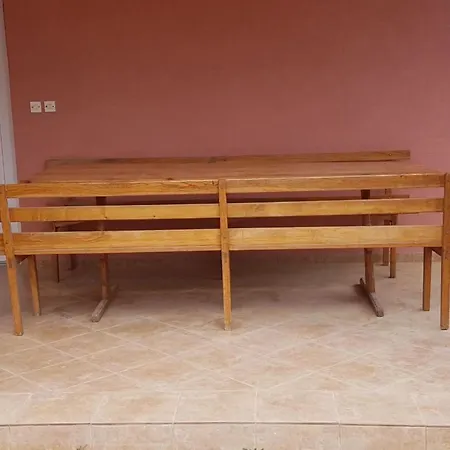 公寓 Gemuetliche Erdgeschosswohnung Ema Mit Terrasse By Interhome