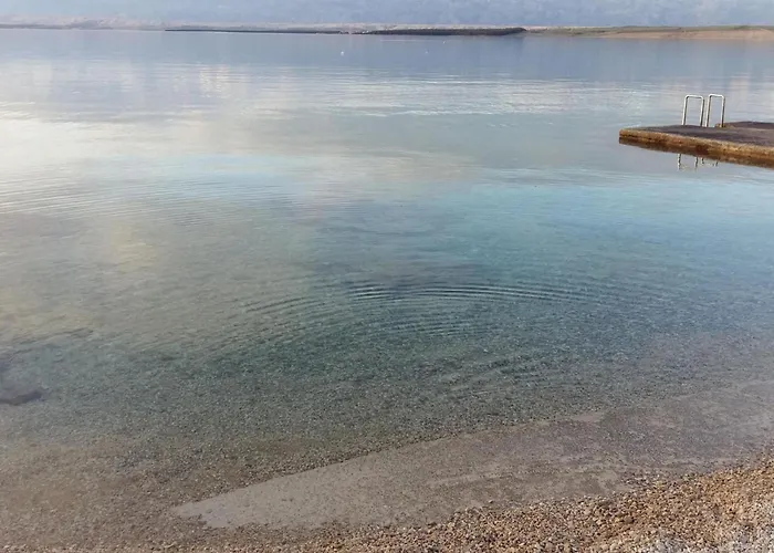 Gemuetliche Erdgeschosswohnung Ema Mit Terrasse By Interhome Lägenhet *